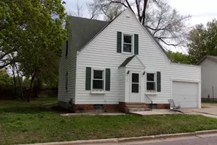 1365 Oak Beach Dr, Fairmont, MN 56031 - Photo 1