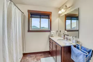 4902 35th Ave S, Fargo, ND 58104 - Photo 24