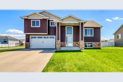 4902 35th Avenue S, Fargo, ND 58104 - Photo 1
