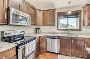 4902 35th Ave S, Fargo, ND 58104 - Photo 8