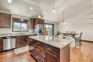 4902 35th Ave S, Fargo, ND 58104 - Photo 6