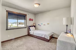 4902 35th Ave S, Fargo, ND 58104 - Photo 22