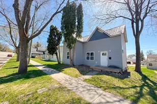 710 S Oak St, Fergus Falls, MN 56537 - Photo 1