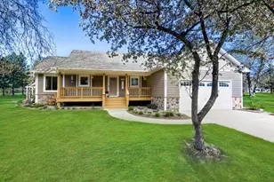 13834 Washington St NE, Ham Lake, MN 55304 - Photo 2
