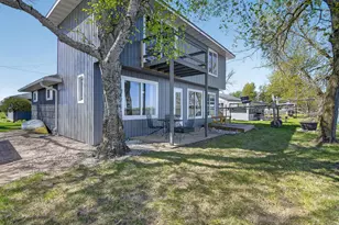 156 Dewey St, Welcome, MN 56181 - Photo 2