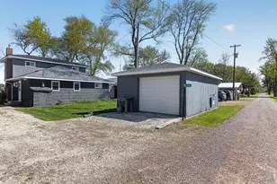 156 Dewey St, Welcome, MN 56181 - Photo 6