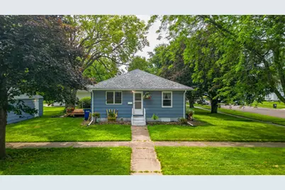 801 4th Avenue SW, Wells, MN 56097 - Photo 18