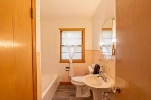 801 4th Ave SW, Wells, MN 56097 - Photo 14