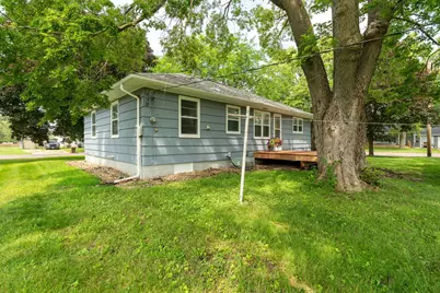 801 4th Avenue SW, Wells, MN 56097 - Photo 20