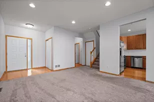 5094 Yuma Ln N, Plymouth, MN 55446 - Photo 10