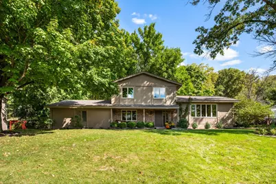 6015 Stoneybrook Drive, Minnetonka, MN 55345 - Photo 2