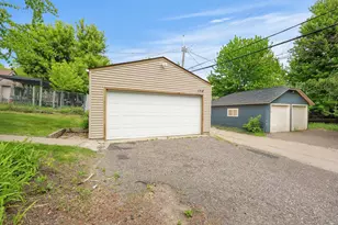 1718 Vincent Ave N, Minneapolis, MN 55411 - Photo 26