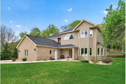 18339 Ridgewood Road, Minnetonka, MN 55345 - Photo 2