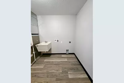 1381 Cullen Street, Saint Peter, MN 56082 - Photo 10