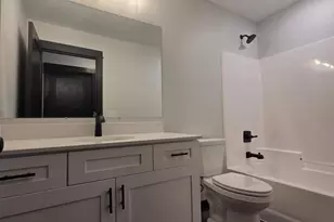 1381 Cullen St, Saint Peter, MN 56082 - Photo 12