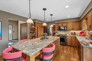 6325 Kalen Dr, Woodbury, MN 55129 - Photo 14
