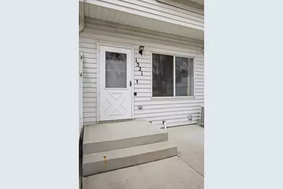 1521 34 1/2 Avenue S, Fargo, ND 58104 - Photo 4