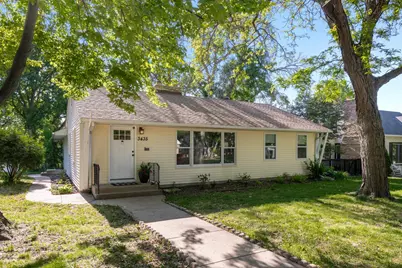 3435 Zenith Avenue N, Robbinsdale, MN 55422 - Photo 2