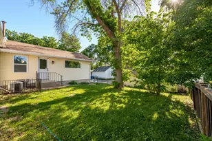 3435 Zenith Ave N, Robbinsdale, MN 55422 - Photo 4