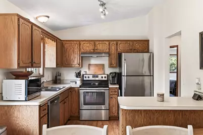 6237 Kalenda Lane NE, Albertville, MN 55301 - Photo 10