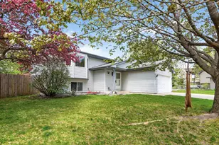 6237 Kalenda Ln NE, Albertville, MN 55301 - Photo 1