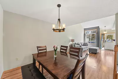 2335 Oakridge Circle, Hudson, WI 54016 - Photo 6