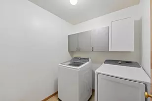 2335 Oakridge Cir, Hudson, WI 54016 - Photo 18
