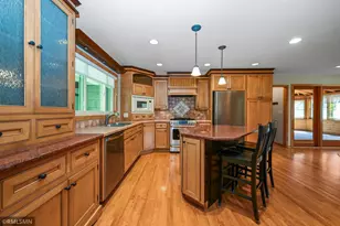 13216 Oakland Dr, Burnsville, MN 55337 - Photo 16