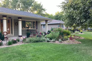 13216 Oakland Dr, Burnsville, MN 55337 - Photo 6