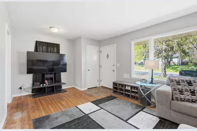 4851 2 1/2 Street NE, Fridley, MN 55421 - Photo 4