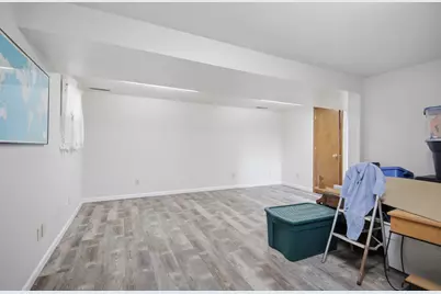 914 13th Avenue SE, Austin, MN 55912 - Photo 32