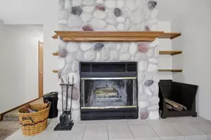 914 13th Ave SE, Austin, MN 55912 - Photo 8