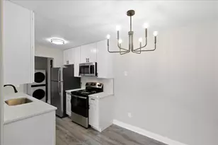 2011 E 122nd St, Burnsville, MN 55337 - Photo 8