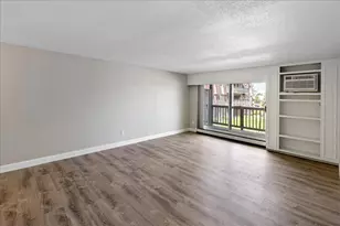 2011 E 122nd St, Burnsville, MN 55337 - Photo 4