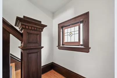 194 Logan Avenue N, Minneapolis, MN 55405 - Photo 18