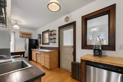 194 Logan Avenue N, Minneapolis, MN 55405 - Photo 6