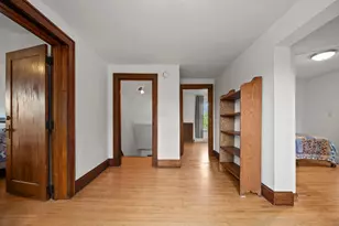 194 Logan Ave N, Minneapolis, MN 55405 - Photo 20