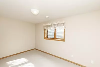 2451 Madison Square Drive S, Fargo, ND 58104 - Photo 40