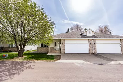 2451 Madison Square Drive S, Fargo, ND 58104 - Photo 2