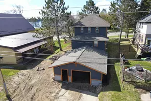 105 Roosevelt St, Coleraine, MN 55722 - Photo 30