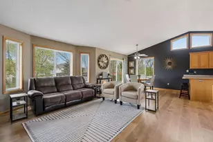 7605 387th St, North Branch, MN 55056 - Photo 14