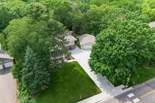 645 Warner Ave S, Mahtomedi, MN 55115 - Photo 50