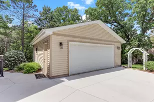 645 Warner Ave S, Mahtomedi, MN 55115 - Photo 48