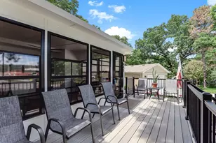 645 Warner Ave S, Mahtomedi, MN 55115 - Photo 4