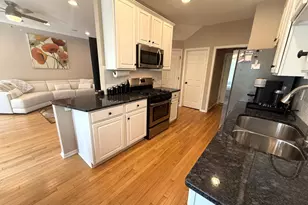 15843 Porchlight Ln, Eden Prairie, MN 55347 - Photo 8