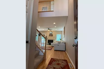 15843 Porchlight Lane, Eden Prairie, MN 55347 - Photo 2