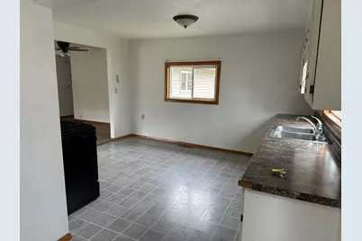 317 State Street E, Detroit Lakes, MN 56501 - Photo 4