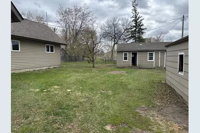 317 State Street E, Detroit Lakes, MN 56501 - Photo 2