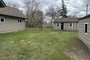 317 State St E, Detroit Lakes, MN 56501 - Photo 2