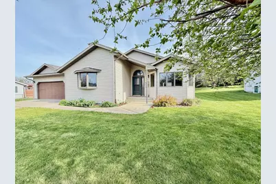 126 W Hilltop Drive, Fergus Falls, MN 56537 - Photo 2